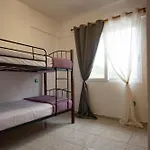 Apartment De Flores
